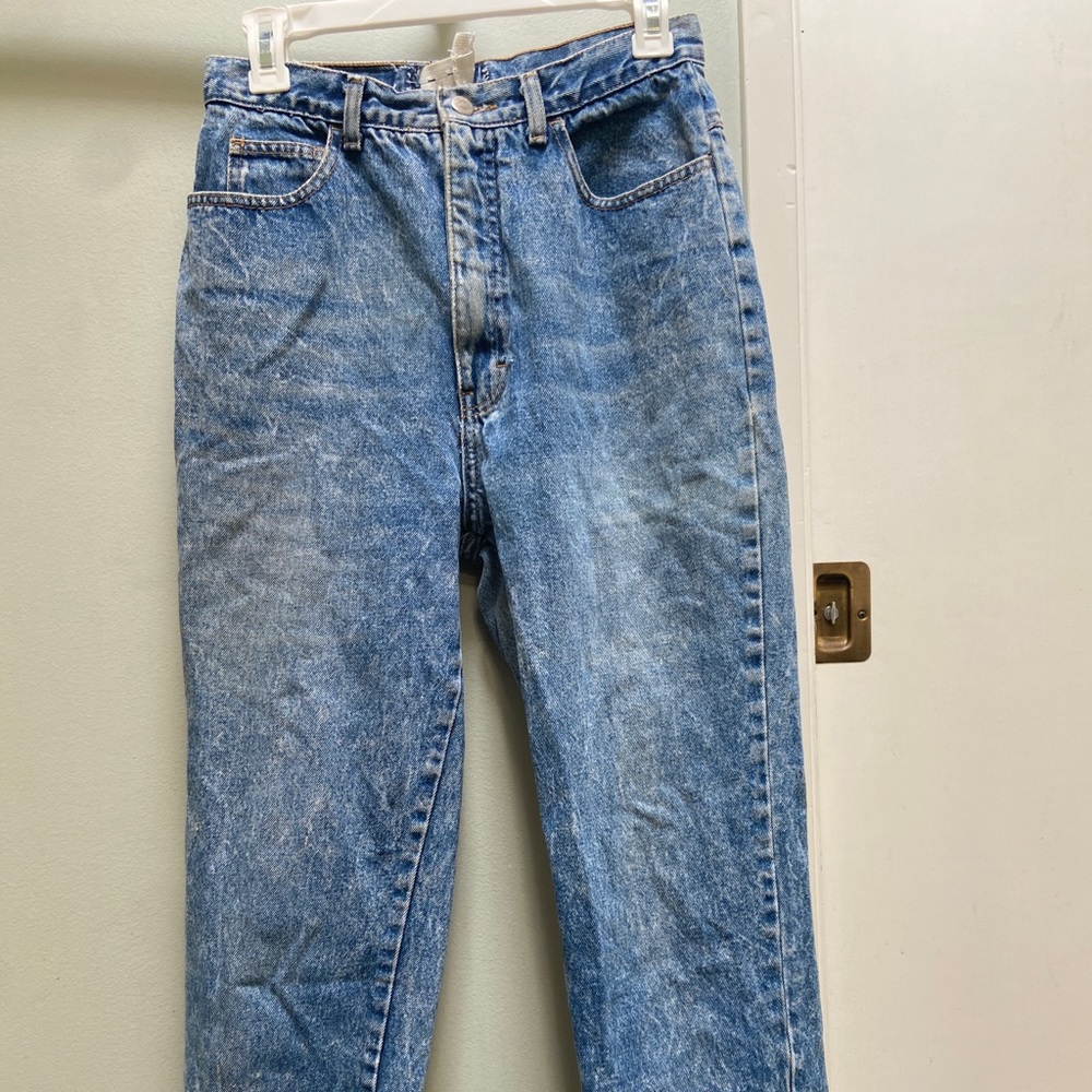 Bonjour International lighter wash jeans
